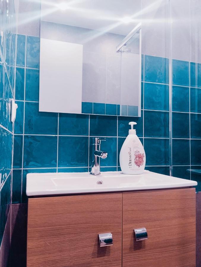 Romeo Isimeriahomz Apartment Tesalonika Bagian luar foto