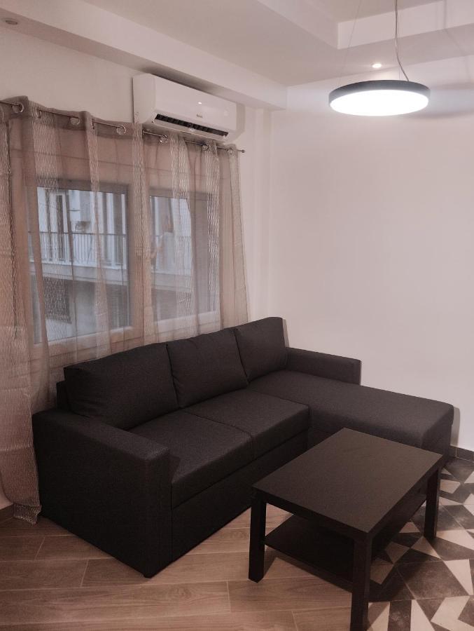 Romeo Isimeriahomz Apartment Tesalonika Bagian luar foto