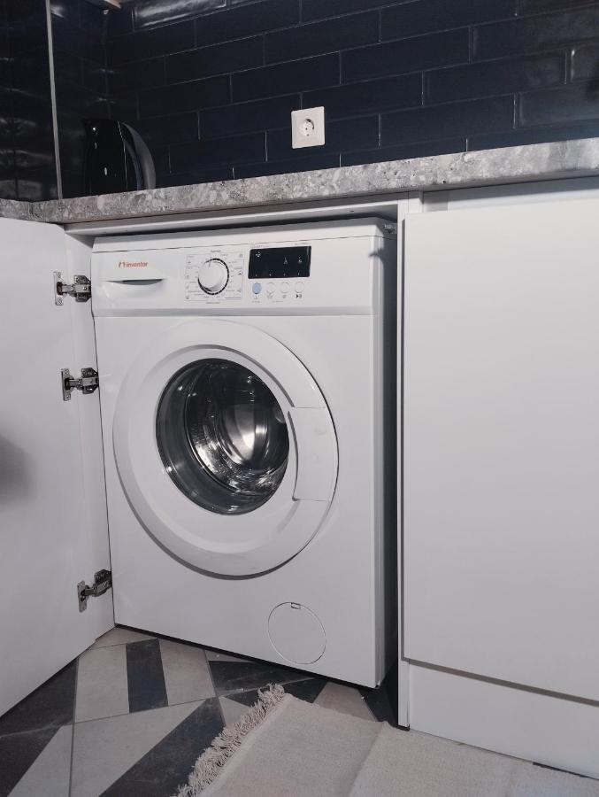 Romeo Isimeriahomz Apartment Tesalonika Bagian luar foto